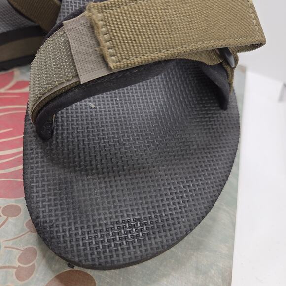 TEVA OLIVE UNIVERSAL TRAIL STRAPPY HIKING SANDALS MENS US 11 ADJUSTABLE EUC main image 5